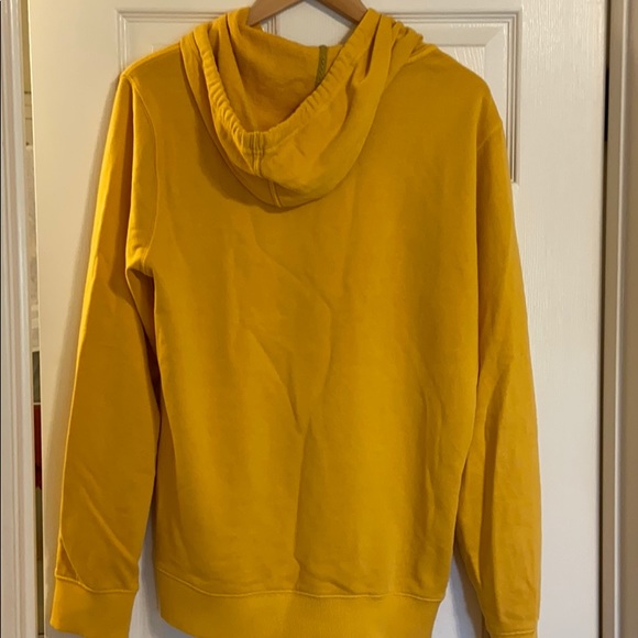 Calvin Klein sweatshirt. Urban Outfitters - Picture 3 of 3